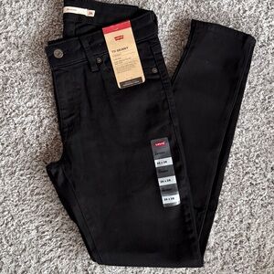 ✨$25 THRU 3/8✨NWT•Levi's 711 Skinny Jeans |Black | 2 Short | W26 L28